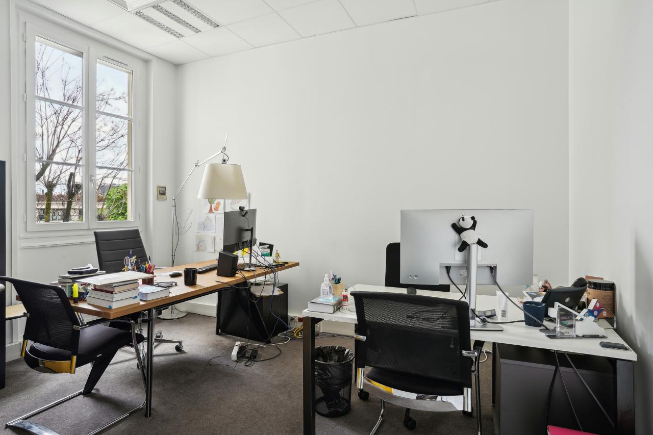 Bureau Paris 530m² Location bureau Paris OLBUR2207145 10
